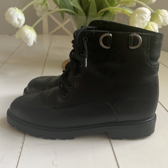 Black Leather Lace up boots with small buckle detailing, 6/6.5 - Picture 2 of 9